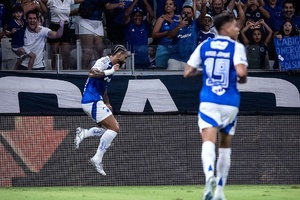 Cruzeiro de Leonardo Jardim estreia com derrota na Taça Sul-americana