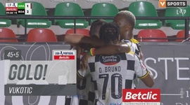 Liga Portugal Betclic: CF Estrela Amadora vs Boavista, Golo 1-2 Vukotic (2024-2025)