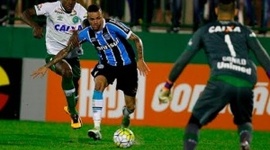 Brasileirão: Chapecoense 3 - 3 Grêmio (2016)