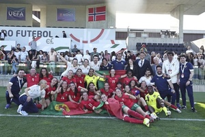 Portugal empata com a Noruega e assegura passagem ao Europeu feminino sub-19