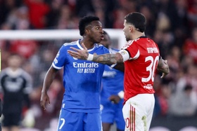 Liga dos Campeões: Benfica suspende cinco sócios acusados de racismo e pode vir a expulsá-los
