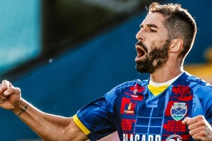 Desp. Chaves: Steven Vitória garante que a equipa está preparada para o arranque da I Liga
