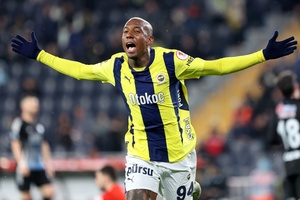 Turquia: Fenerbahçe, de Mourinho, goleia clube do segundo escalão para a Taça