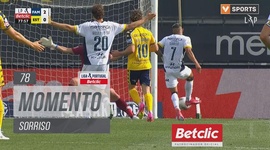 Liga Portugal Betclic: Famalicão vs Estoril, Jogada Sorriso, 78' (2024-2025)