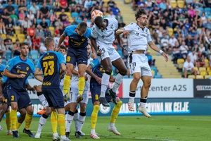 Crónica: Vitória reage à quebra na segunda parte com dois golos e vence Celje