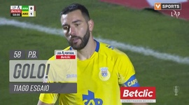 Liga Portugal Betclic: CF Estrela Amadora vs Arouca, Golo 1-1 Tiago Esgaio (p.b.) (2024-2025)