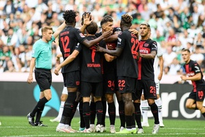 Alemanha: Assistência de Grimaldo conduz à goleada do Leverkusen em Monchengladbach