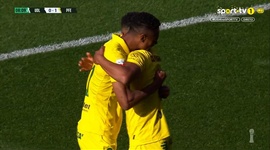 Liga Portugal 2 Meu Super: U. Leiria vs Paços Ferreira, Golo 0-1 Zé Uilton (2024-2025)