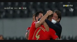Liga NOS: V. Guimarães (0-2) Benfica, Golo Seferovic, 58m (2020-2021)