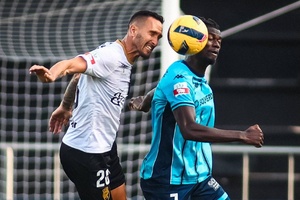 II Liga: Farense vence Vizela e regressa aos triunfos