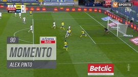 Liga Portugal Betclic: Arouca vs Famalicão, Jogada Alex Pinto, 90' (2024-2025)