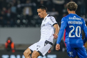 I Liga: Alverca 'arranca' empate em Guimarães e fica mais tranquilo