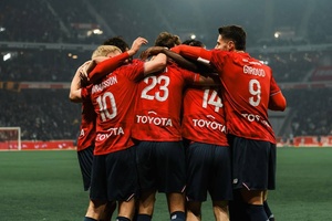 Lille dá volta ao Marselha e sobe na corrida europeia