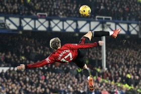 Bicicleta perfeita vale prémio de melhor golo do mês da Premier League a Garnacho
