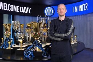 OFICIAL: Médio Davy Klaassen transfere-se do Ajax para o Inter de Milão