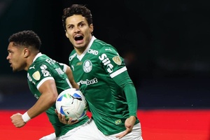 Palmeiras vira resultado pesado e avança para a final da Libertadores pela sétima vez