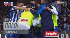 Liga Portugal Betclic: FC Porto vs AVS SAD, Golo 2-0 Fábio Vieira (2024-2025)