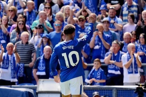 Everton vence Southampton na despedida do Goodison Park