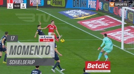 Liga Portugal Betclic: Benfica vs Famalicão, Jogada Schjelderup, 17' (2024-2025)