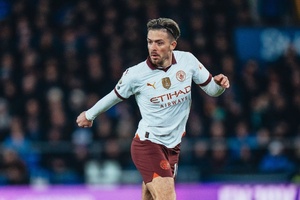 Casa de Grealish assaltada com a família no interior durante jogo do City frente ao Everton