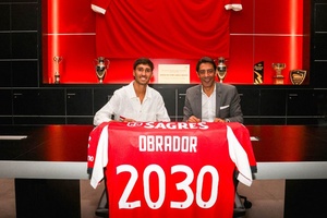 OFICIAL: Benfica anuncia lateral de 21 anos vindo do Real Madrid