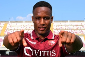 OFICIAL: Jovane Cabral assina pela Salernitana e é reforço para Paulo Sousa