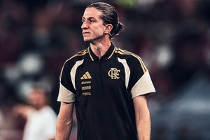 Filipe Luís despedido no Flamengo após golear por 8-0 no Campeonato Carioca