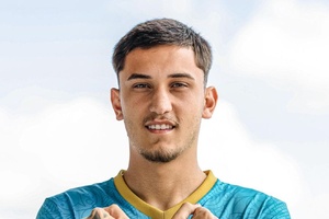 OFICIAL: Gil Vicente contrata defesa central brasileiro Felipe Silva ao Avaí