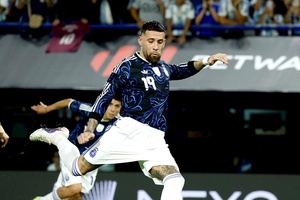 Argentina goleia Zâmbia com golo de Otamendi; Brasil supera Croácia em Orlando