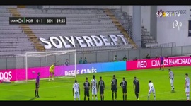 Liga NOS: Moreirense (1-1) Benfica, Golo Yan Matheus (g.p.), 40m (2020-2021)