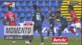 Liga Portugal Betclic: Santa Clara vs Moreirense, Jogada Cédric Teguia, 43' (2024-2025)
