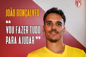 OFICIAL: João Gonçalves reforça AVS e assina até 2028