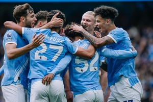 City pressiona Arsenal com vitória convincente sobre o Chelsea
