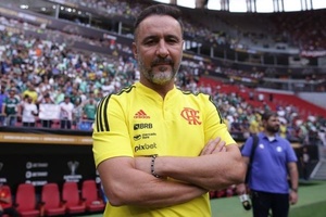 Sevilla: Vítor Pereira na restrita lista do clube espanhol para substituir Mendilibar