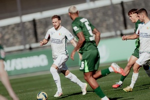 Estrela da Amadora empata com alemães do Wolfsburgo em jogo de preparação