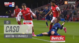 Liga Portugal Betclic: Sp. Braga vs FC Porto, Cartão Amarelo Martim Fernandes, 15' (2024-2025)