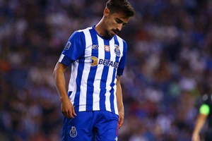 FC Porto: Defesa Rodrigo Conceição sofreu contusão na coxa direita em Anadia