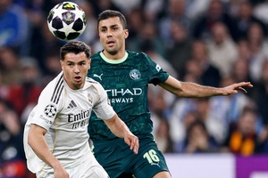 SÍNTESE: Liga dos Campeões - Sporting arruína passagem, Real e campeão PSG vergam City e Chelsea