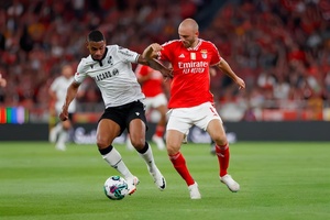 l Liga: Benfica impõe primeira derrota ao Vitória de Guimarães e junta-se aos líderes