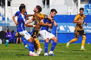 II Liga: Lusitânia vence dérbi com Feirense e sobe na tabela