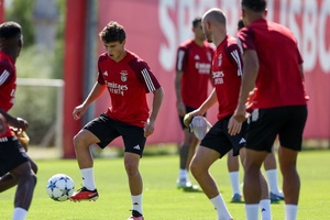 Benfica: Bernat, Guedes e Jurásek recuperam e estão aptos para a estreia na Liga dos Campeões
