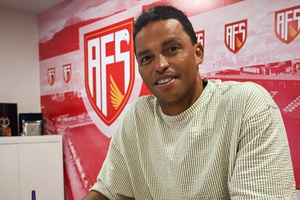 Mercado: Aderlan Santos troca Rio Ave pelo AVS SAD