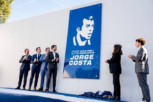 André Villas-Boas emociona-se ao recordar Jorge Costa agora eternizado no Olival