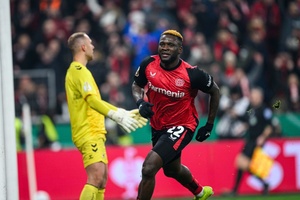 Alemanha: Bayer Leverkusen nas 'meias' da Taça