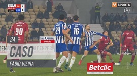 Liga Portugal Betclic: Gil Vicente vs FC Porto, Cartão Amarelo Fábio Vieira, 24' (2024-2025)