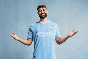 OFICIAL: City contrata defesa croata Josko Gvardiol ao Leipzig por 90 milhões de euros