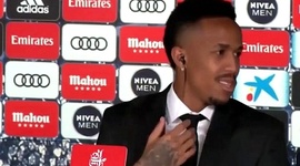 Eder Militão sentiu se mal na apresentação no Real Madrid e teve que sair