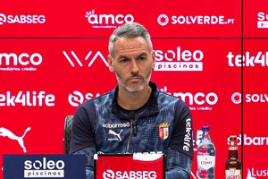 Vicens pede reviravolta e apoio dos adeptos para eliminar Ferencváros