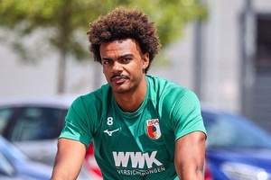 Mercado: Burnley junta-se ao Basileia na corrida pela contratação de Renato Veiga