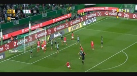 Liga Portugal Bwin: Sporting (2-2) Benfica, Golo João Neves (VAR), 94m (2022-2023)
